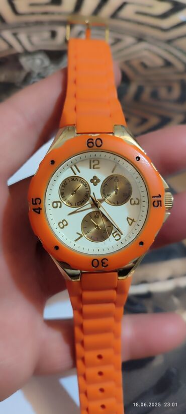 qarin piylerini eritmek üçün idman: İşlənmiş, Qol saatı, Michael Kors, rəng - Narıncı