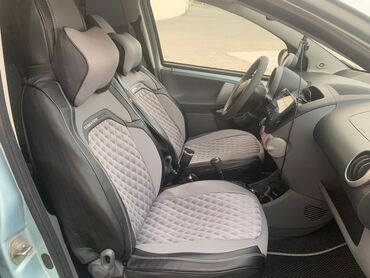 Toyota: Toyota Aygo: 1 l | 2006 il Hetçbek — 2