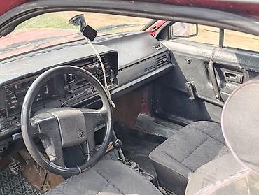 bwb e34: Volkswagen Passat: 1984 г., 1.8 л, Механика, Бензин, Хэтчбэк — 4