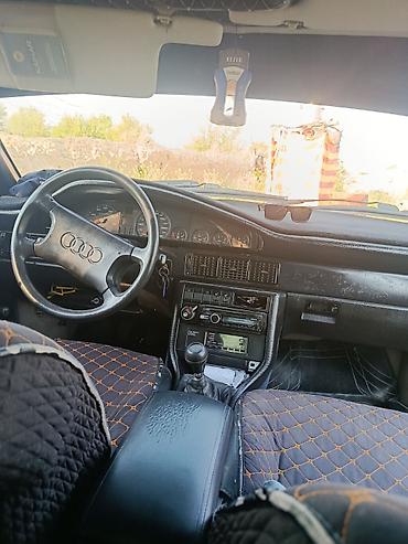буксиры: Audi 100: 1989 г., 2.5 л, Механика, Бензин, Седан — 1