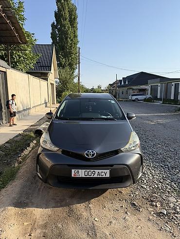 королла 1 6: Toyota Prius V: 2016 г., 1.8 л, Автомат, Гибрид, Универсал — 5