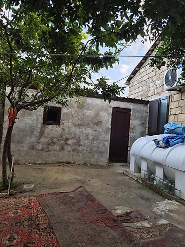 ev və bağ: Sabunçu qəs. 3 otaqlı, 1 kv. m, Kredit yoxdur, Orta təmir — 2