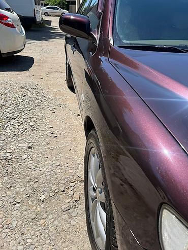 Hyundai: Hyundai sedan - Korpus: bənövşəyi-bordo rəng, xrom ön barmaqlıq və — 2