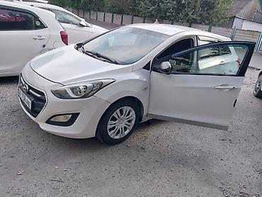geely monjaro белый: Hyundai i30: 2016 г., 1.6 л, Механика, Бензин, Универсал — 5