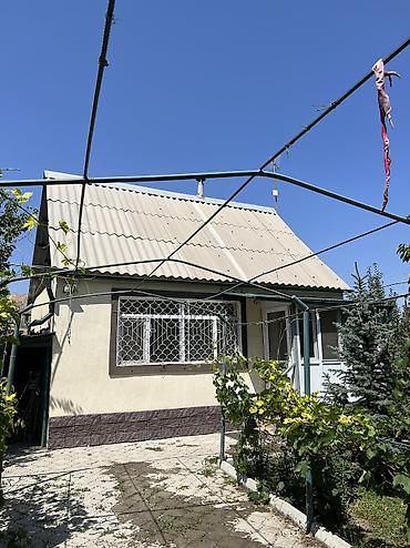 Продам уютную дачу в горах в 30 км от города (по дороге на