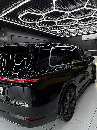 Lixiang: Lixiang L9: 2024 г., 1.5 л, Автомат, Гибрид, Кроссовер — 4