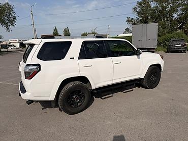 4runner: Toyota 4Runner: 2023 г., 4 л, Автомат, Бензин, Внедорожник — 3