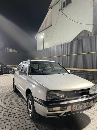 двигатель санг енг: Volkswagen Golf: 1992 г., 1.8 л, Механика, Бензин, Хетчбек