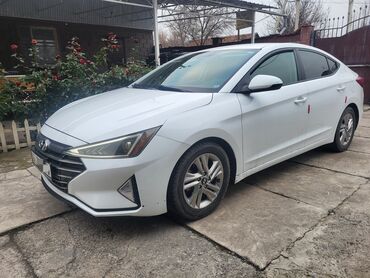 купить авто в караколе: Hyundai Elantra: 2018 г., 2 л, Автомат, Бензин, Седан