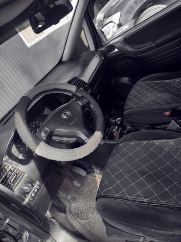 Opel: Opel Zafira: 2002 г., 1.8 л, Механика, Бензин, Минивэн — 8