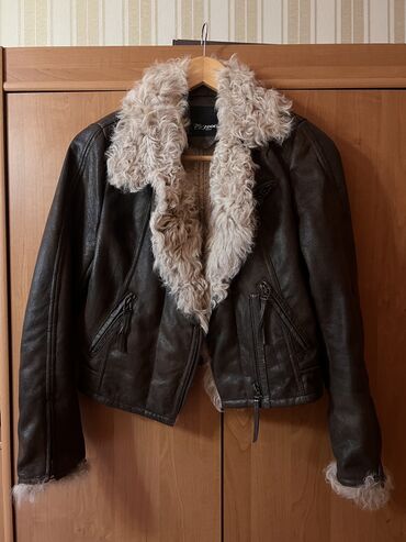дубленка куртка зимняя: Пуховик, XS (EU 34), S (EU 36)