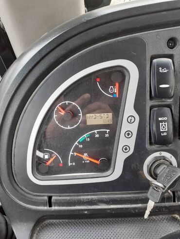 Ekskavatorlar: JCB bekoloder satılır, ideal vəziyyətdə. 2013-cü il buraxılış Motor — 15