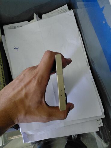 işlenmiş kamera: Samsung Galaxy S24 Ultra, 512 GB, rəng - Gümüşü, İki sim kartlı