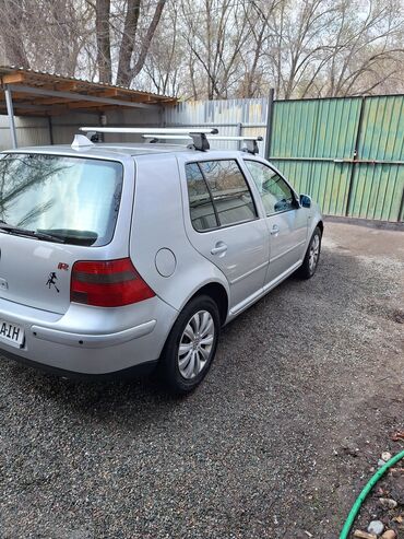 Volkswagen: Volkswagen Golf: 2002 г., 2 л, Автомат, Бензин, Хетчбек