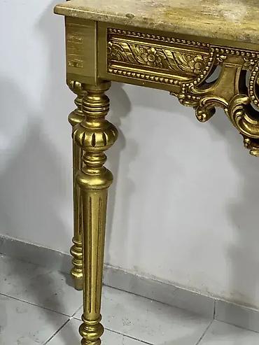 ikea ormaric: Stilska konzola i ogledalo – Dobro stanje 🌟 Dimenzije konzole — 10
