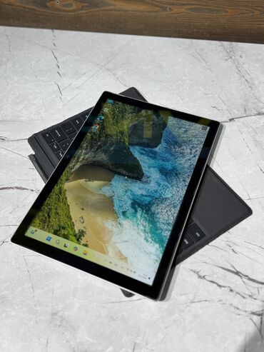 Ноутбуки: Нетбук, Microsoft Surface, 16 ГБ ОЗУ, Intel Core i5, 13.3 ", Для несложных задач, память SSD