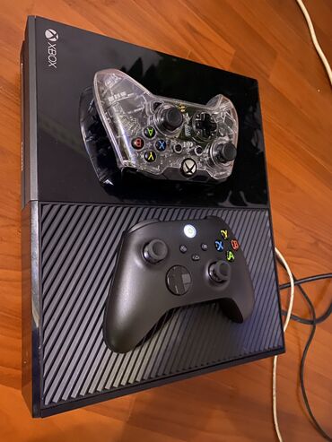 Xbox One: X box one более 72 игр 500gb работает без шума не нагревается не