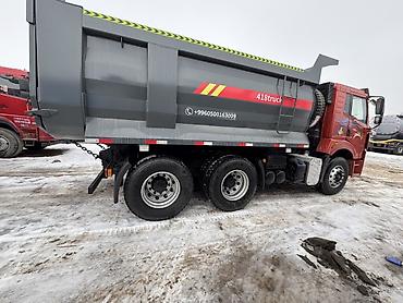 Другой строительный транспорт: Самосвал FAW (китайский бренд), колесная формула красная кабина — 5