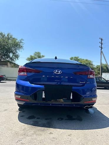 elantra 2020: Hyundai Elantra: 1.6 l | 2020 il Sedan — 2