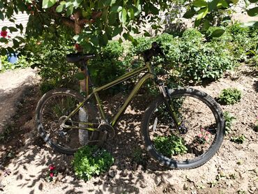 веласипе: Mongoose Montana comp размер рамы M колеса 27,5 трансмиссия