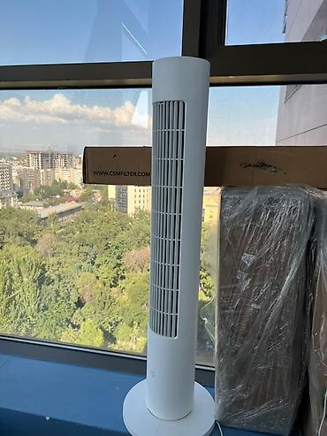 колонные вентиляторы: Вентилятор-колонна (tower fan), белый. - Форм-фактор: вертикальная — 1