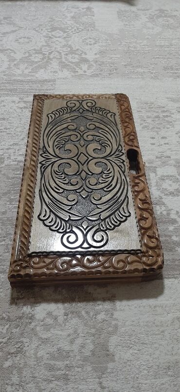 Nərdlər: Taxta nəqşli nərd taxtası - Material: taxta və qoz agaci (əl oyma -da lalafo.az — 15 Nərdlər: Taxta nəqşli nərd taxtası - Material: taxta və qoz agaci (əl oyma — 15