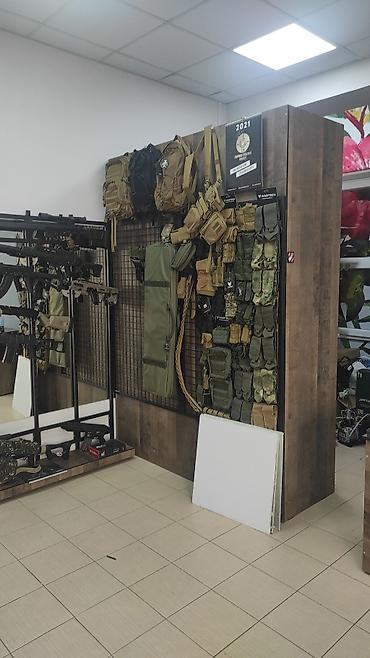 Кронштейны, стойки: Универсальные стеллажи стойки с перфорацией что позволят менять высоту — 11