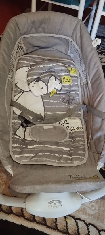 электрический шезлонг для новорожденных: Детский шезлонг, Б/у, Электронная, Другой материал, цвет - Серый