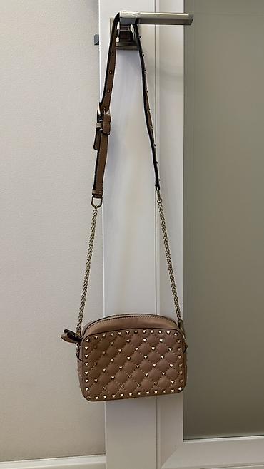 сумки валентино: Сумка Valentino Garavani Rockstud Crossbody копия 1:1 - Материал — 2