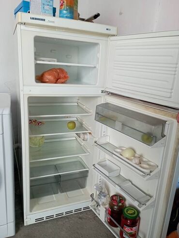 Холодильники: Холодильник Б/у, Двухкамерный, 140 *