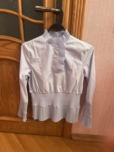 Koftalar S-M razmerdir, zara mango magazalarindan alınıb, az