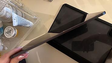 Apple iPad: Б/у Apple iPad Pro 11 (2020), 11", 512 ГБ, Самовывоз, Платная доставка — 3