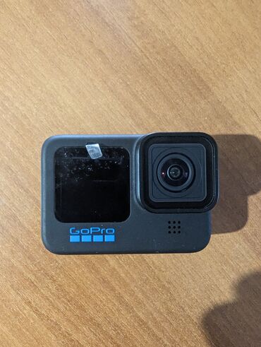 gopro hero 4 black edition: Продаю экшн камеру GoPro HERO 10 Black. Куплена буквально месяц назад