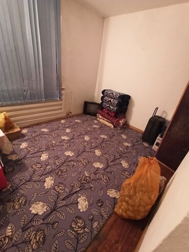 продаю дом сокулук центр: 3 комнаты, 100 м², Индивидуалка, 5 этаж, Старый ремонт