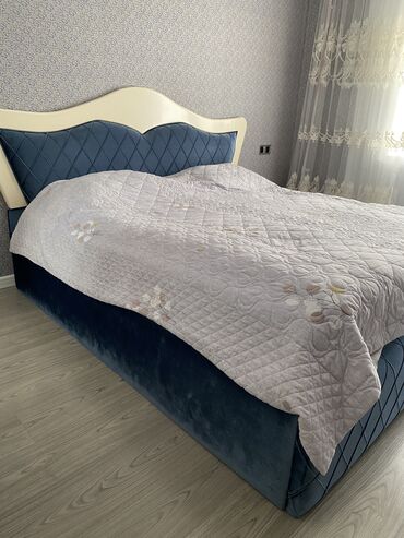 Кровати: Б/у, Двуспальная кровать, С подъемным механизмом, С матрасом, Азербайджан