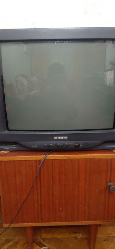 xarab tv: İşlənmiş Televizor Samsung 21" Ünvandan götürmə