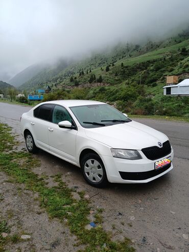 Skoda: Skoda Octavia: 2015 г., 1.6 л, Автомат, Бензин, Хэтчбэк