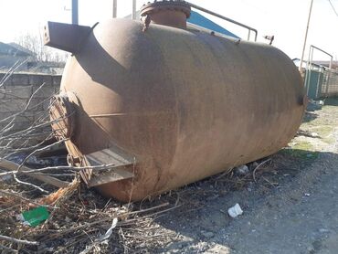 бизнес в баку: Qaz cəni 10-12tondur 4000₼ satılır qaz zapravkasınan cıxıb Unvan