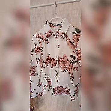 nine west torba za plazu: Ženska košulja sa cvetnim printom – SHEIN - Model: klasična košulja — 5