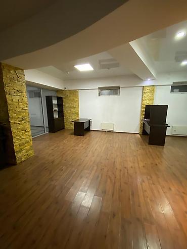июнь: Аренда офисов, 169 м², В жилом комплексе, С отдельной кухней, С отдельным входом, С отдельным сан узлом — 2