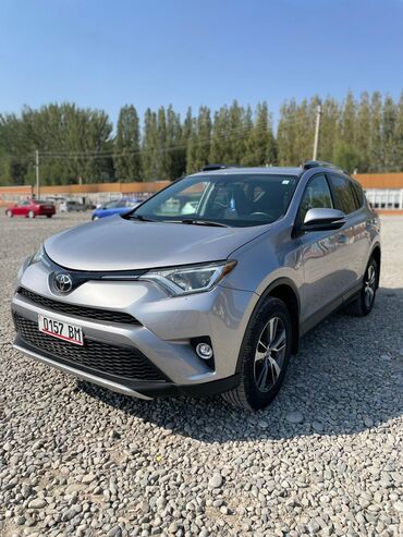 машина большая: Toyota RAV4: 2018 г., 2.5 л, Автомат, Бензин, Жол тандабас