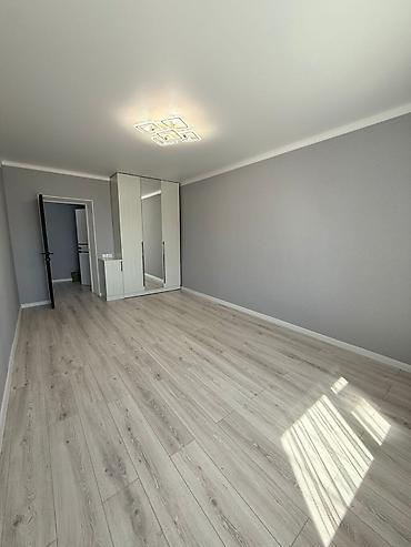 маразильник бу: 3 комнаты, 78 м², 3 этаж — 10
