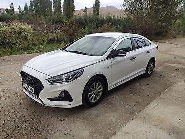 subaru outback 2018: Hyundai Sonata: 2019 г., 2 л, Автомат, Газ, Седан — 2