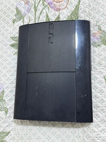 сони плестей: Sony PlayStation 3 Super Slim (черная) Комплектация: - Консоль PS3