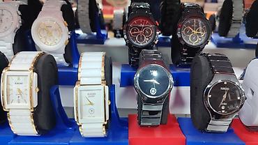 saat kreditle: RADO qol saatları – keramik korpus və bilərzikli, klassik düzbucaqlı — 10