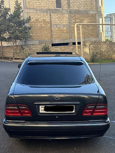 w210 duman: Mercedes-Benz E-Class: 2.7 l | 2000 il Sedan — 10