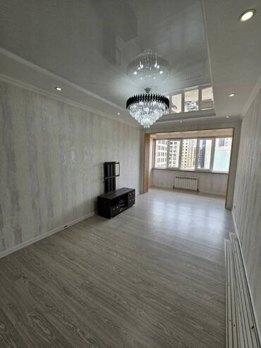 Продажа квартир: 3 комнаты, 81 м², Элитка, 9 этаж, Евроремонт