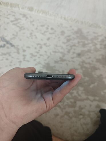 Apple iPhone: IPhone 11, Б/у, 128 ГБ