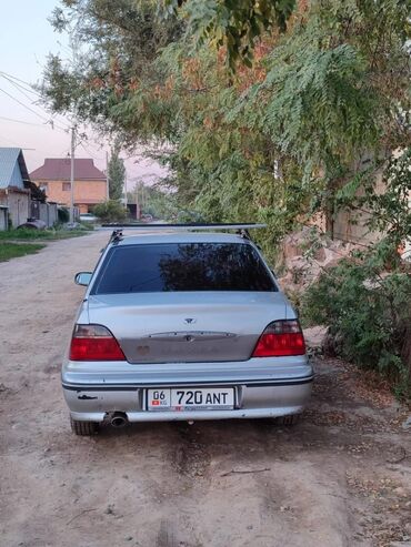 Daewoo: Daewoo Nexia: 2003 г., 1.5 л, Механика, Бензин, Седан