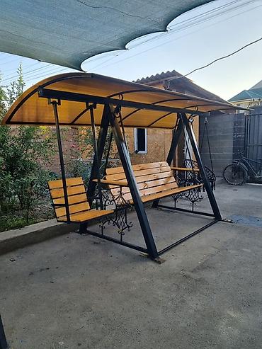 Бакча селкинчеги Металл, Жөлөнгүчү менен, Чатыры менен — 1